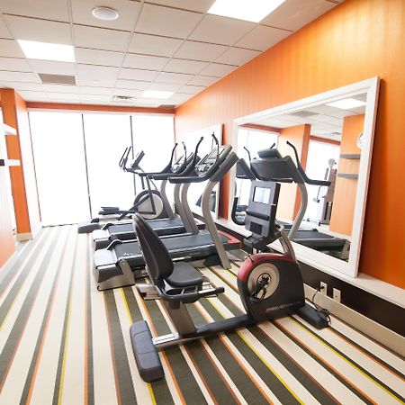 Holiday Inn Express Atlanta Galleria-Ballpark Area By Ihg Smyrna Exterior photo